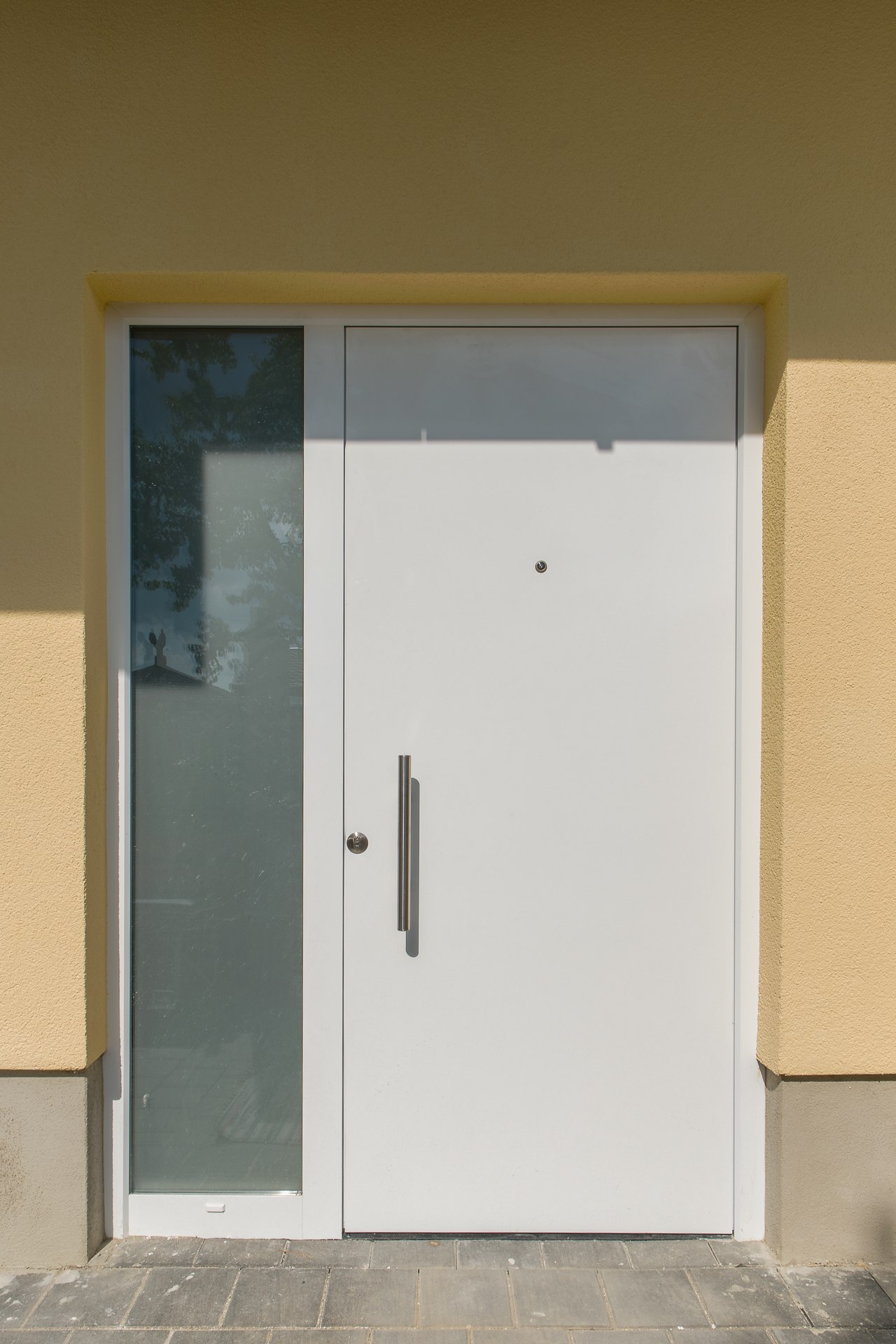 Haustür mit Glaselement