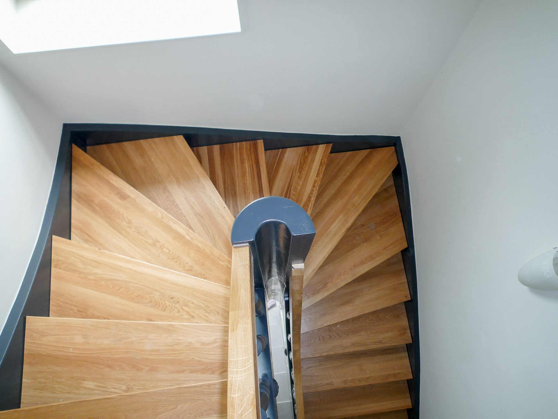 Antike Treppe aus Eiche